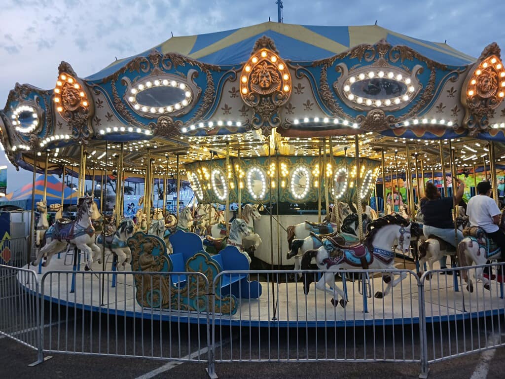 Grand Carousel